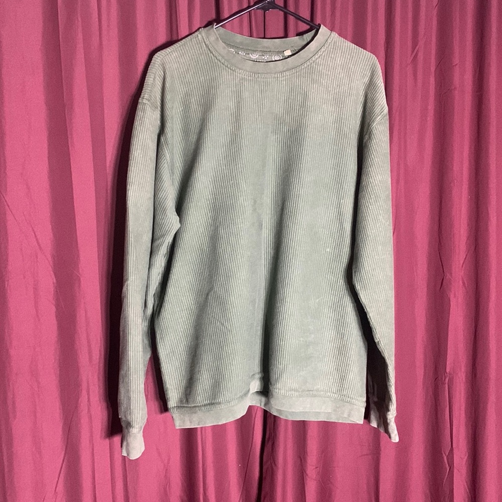 Royce long sleeve green tee shirt size women’s L